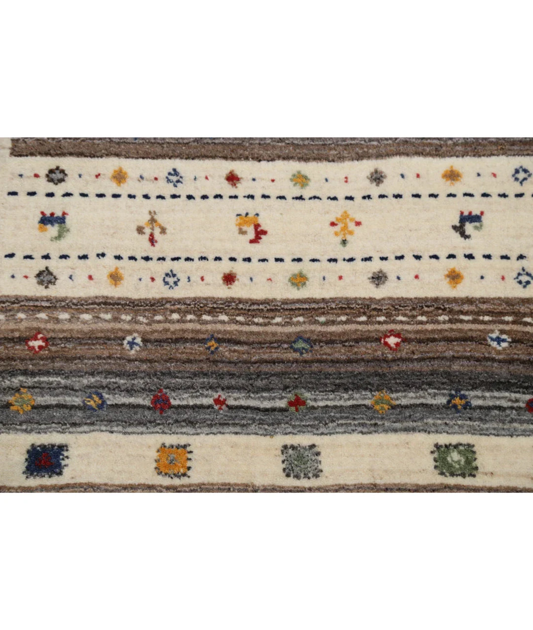 Ivory Indian Lori Rug 2' 11" x 5' 2" Hand-Knotted | No. AT55936