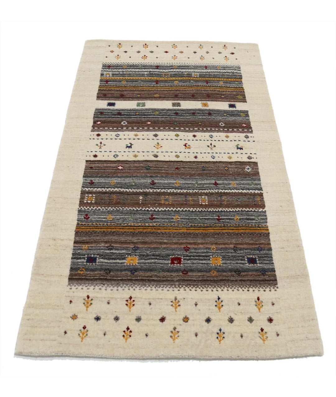 Ivory Indian Oriental Rug 3' 0" x 5' 2" Hand-Knotted | No. AT55972