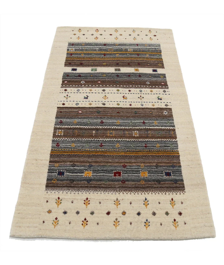 Ivory Indian Oriental Rug 3' 0" x 5' 2" Hand-Knotted | No. AT55972