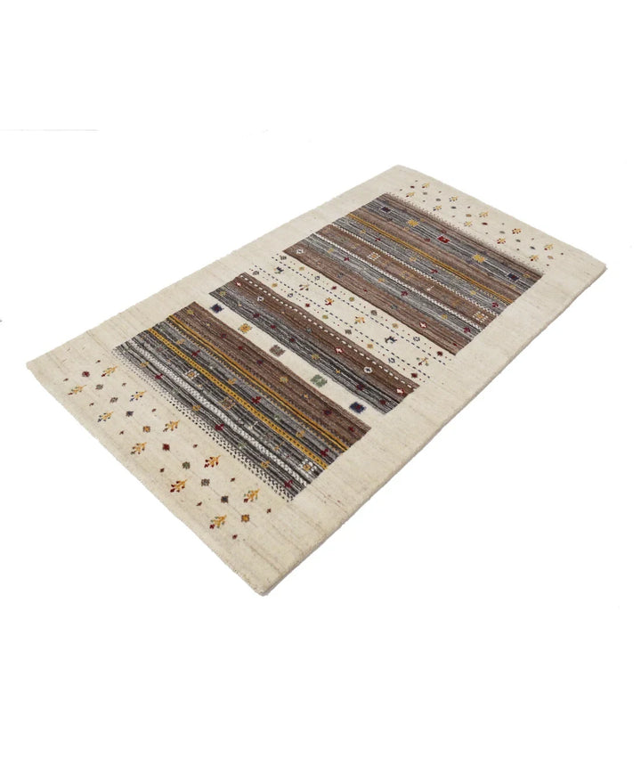 Ivory Indian Oriental Rug 3' 0" x 5' 2" Hand-Knotted | No. AT55972