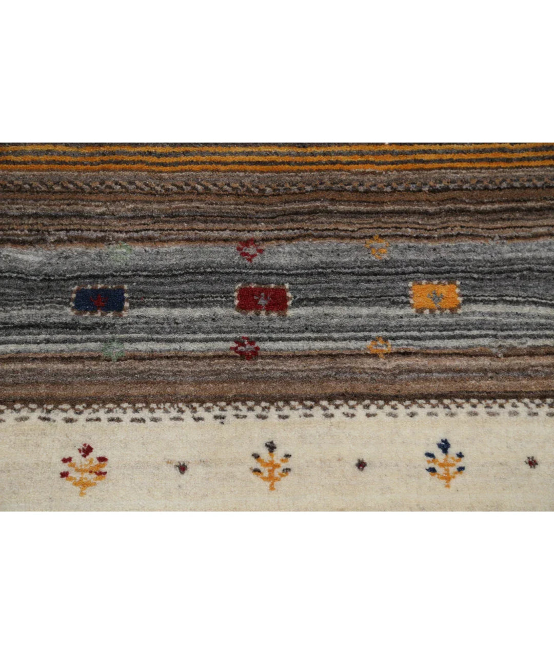 Ivory Indian Lori Rug 4' 0" x 5' 10" Hand-Knotted | No. AT56185