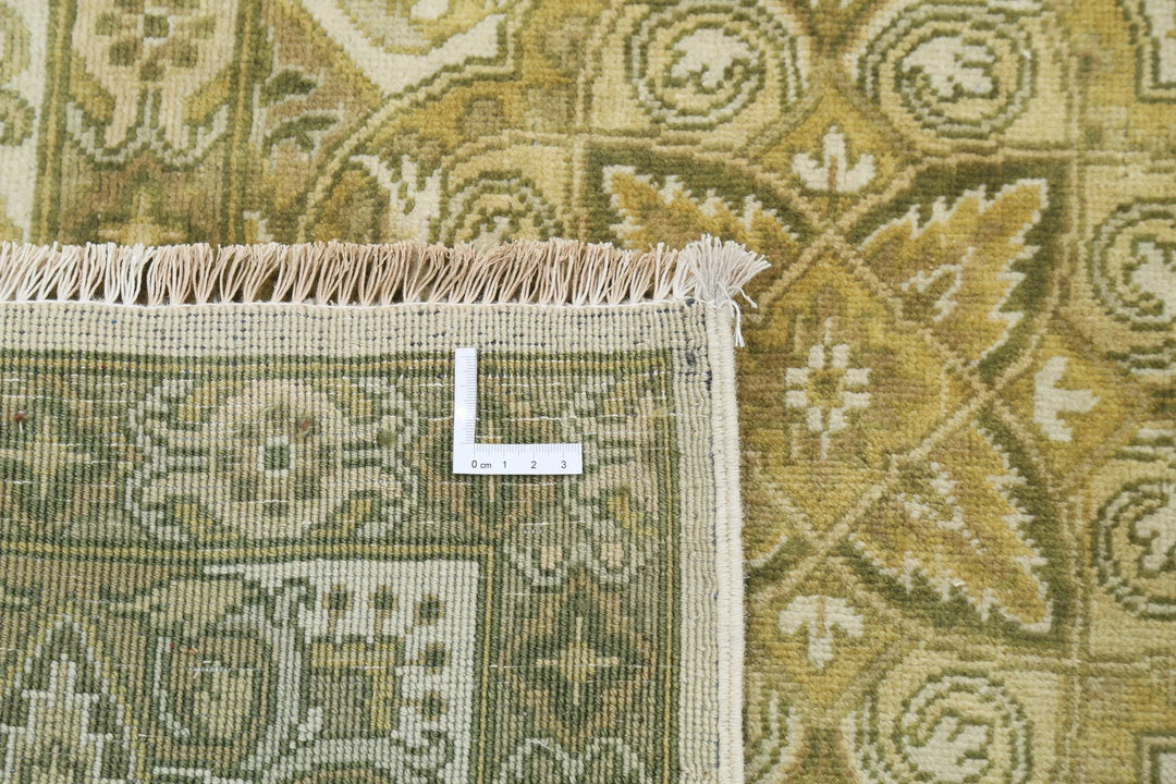 Green Ivory Indian Ziegler Rug 8' 11" x 11' 7" Hand-Knotted | No. AT56319