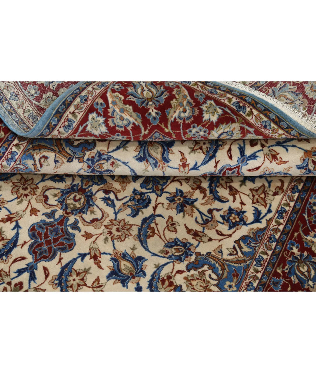 Persian Isfahan Rug 3' 7" x 5' 5" Hand-Knotted | No. AT56533