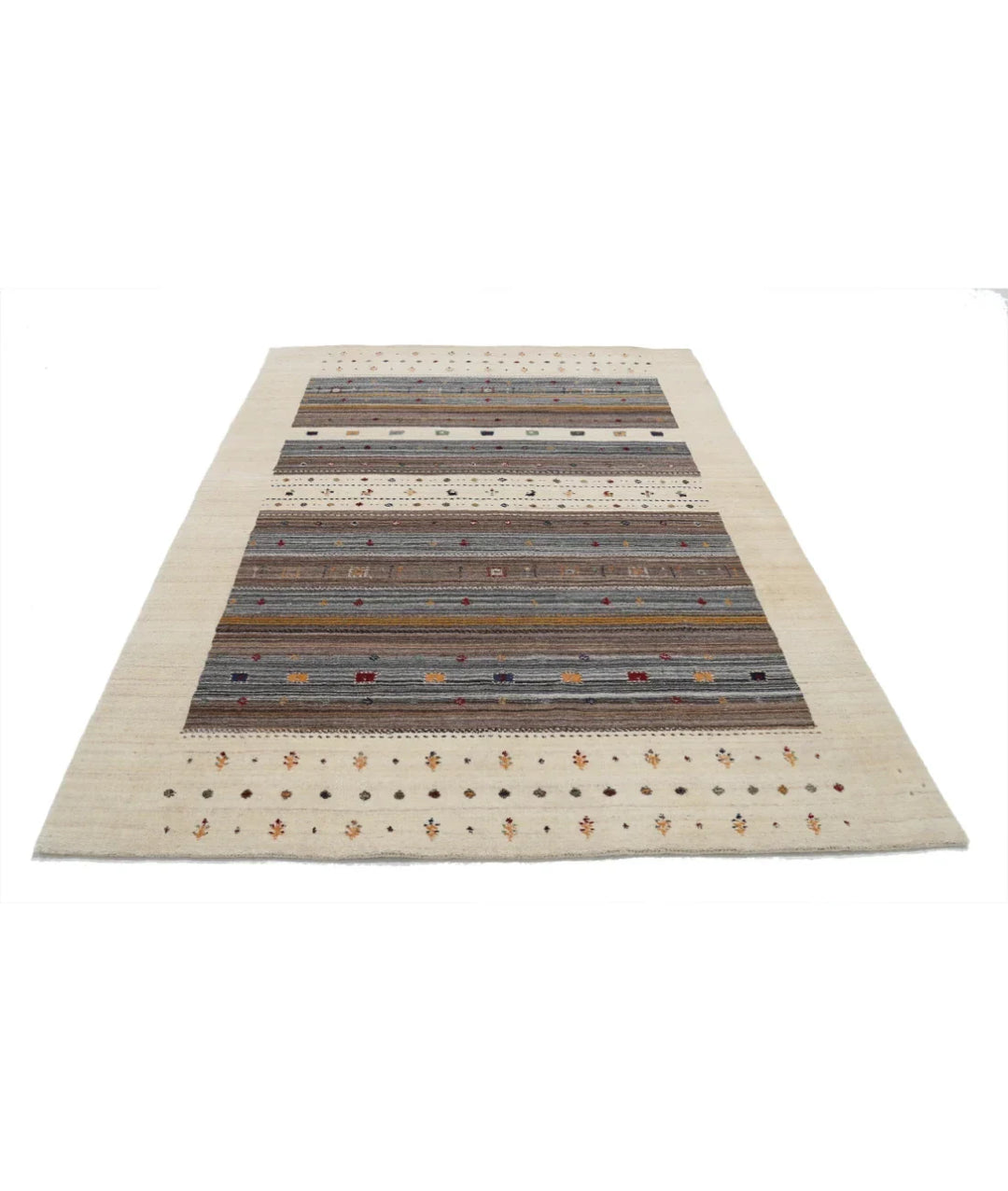 Ivory Indian Lori Rug 5' 7" x 7' 10" Hand-Knotted | No. AT57057