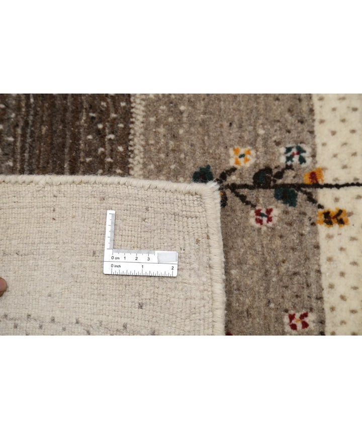 Ivory Indian Oriental Rug 5' 3" x 7' 7" Hand-Knotted | No. AT57203