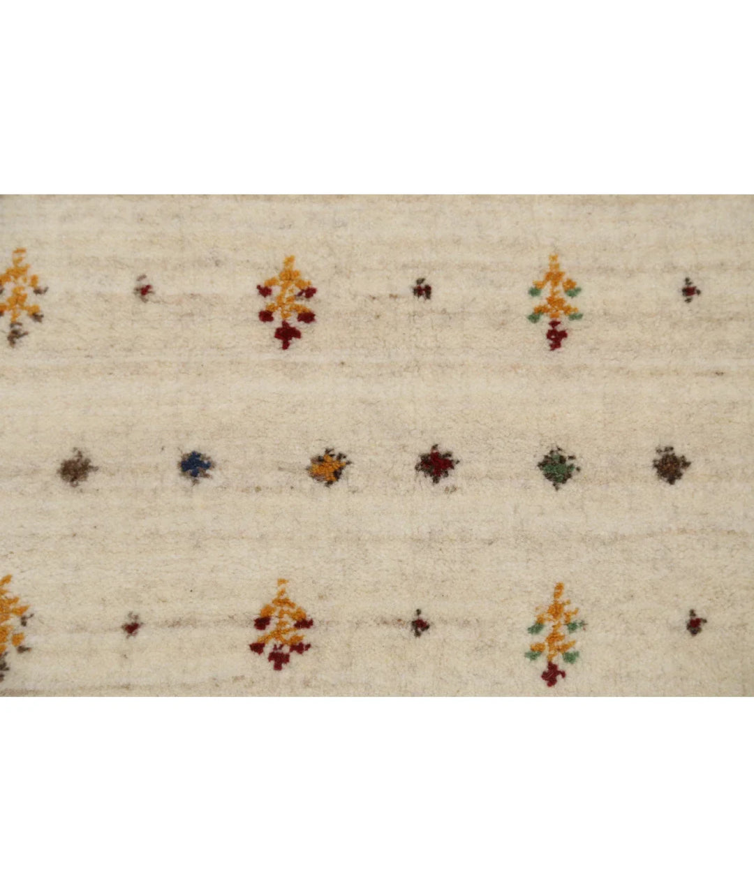 Ivory Indian Lori Rug 5' 8" x 7' 10" Hand-Knotted | No. AT580680