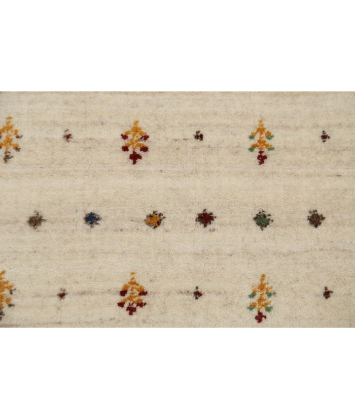 Ivory Indian Lori Rug 5' 8" x 7' 10" Hand-Knotted | No. AT580680