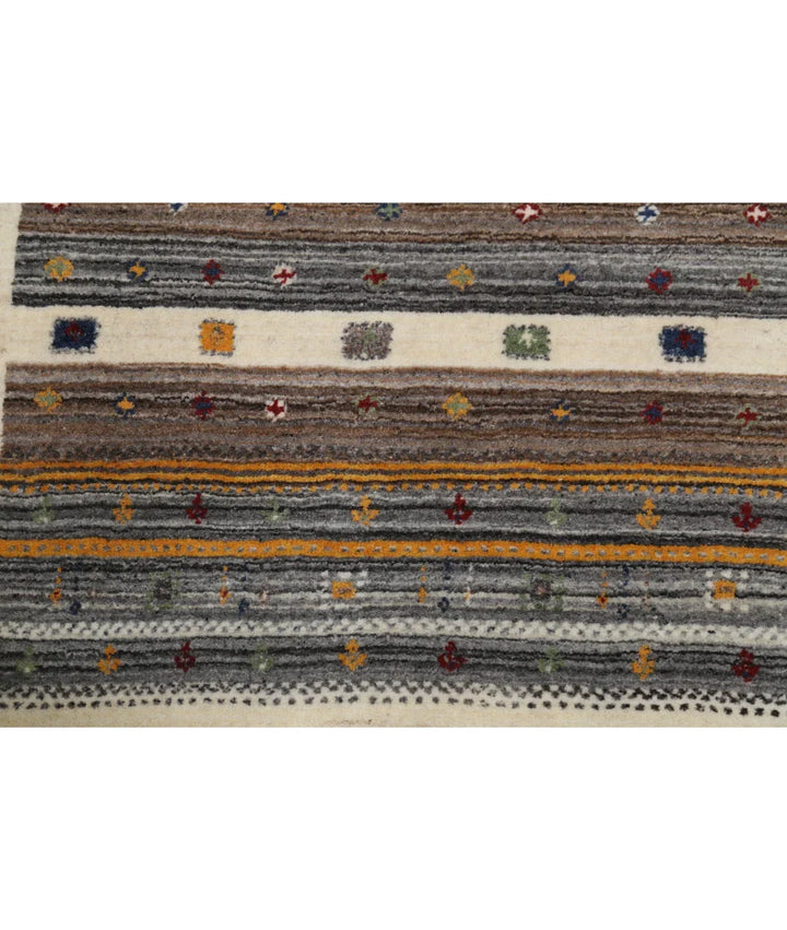Ivory Indian Oriental Rug 3' 0" x 5' 2" Hand-Knotted | No. AT583587