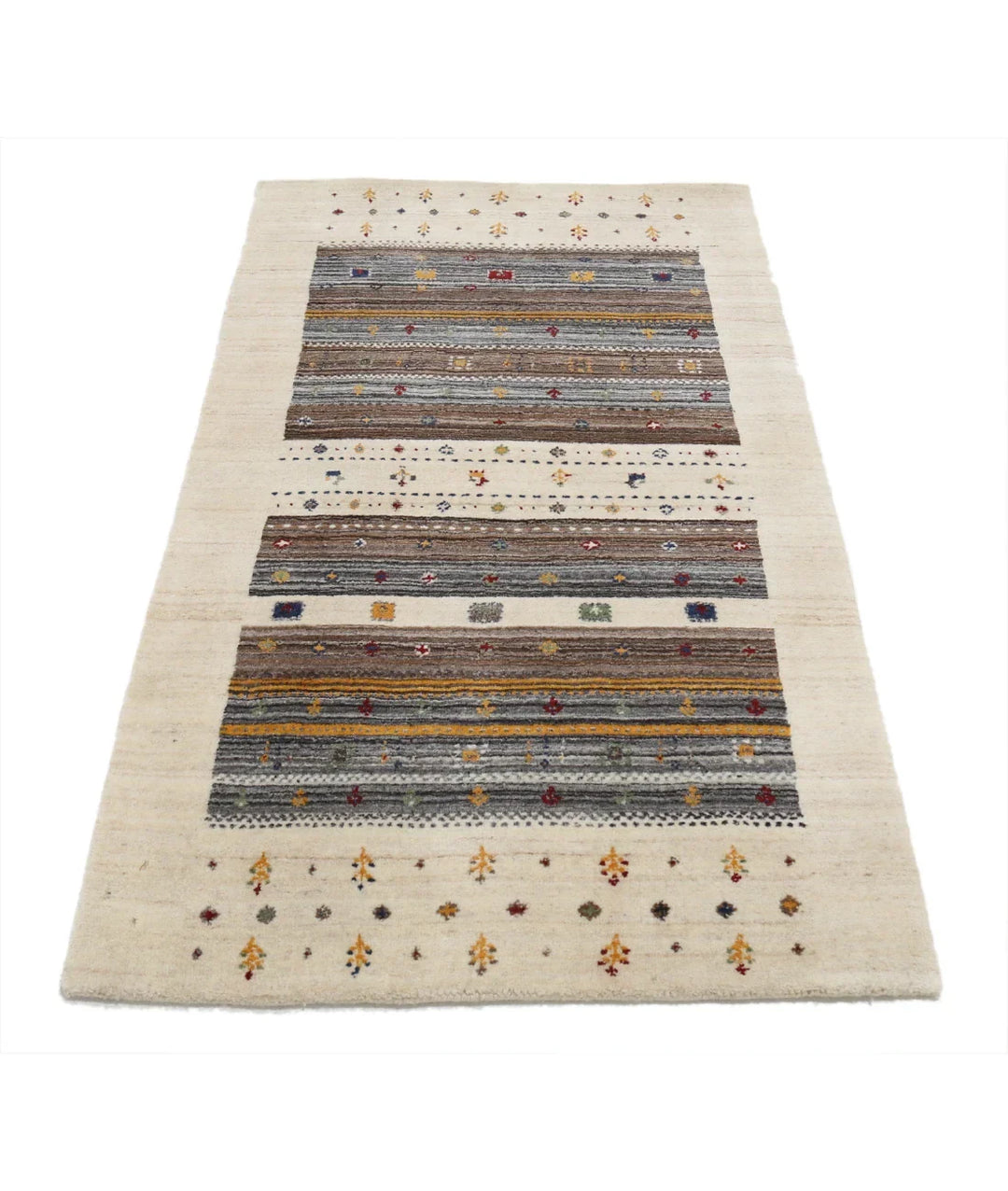 Ivory Indian Oriental Rug 3' 0" x 5' 2" Hand-Knotted | No. AT583587