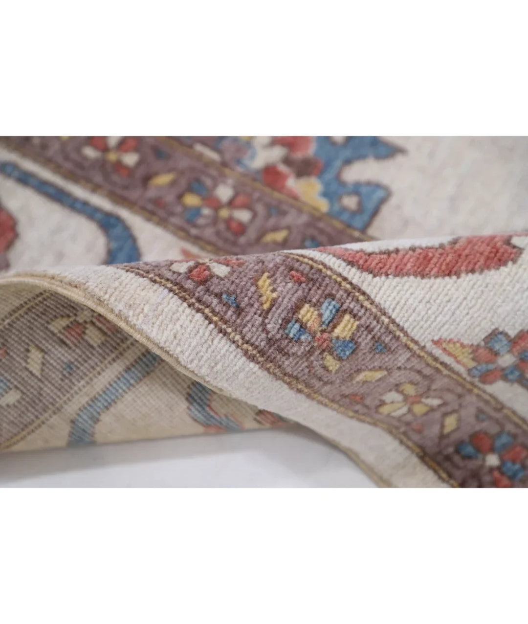 Ivory Pakistani Oriental Rug 7' 10" x 9' 11" Hand-Knotted | No. AT59364