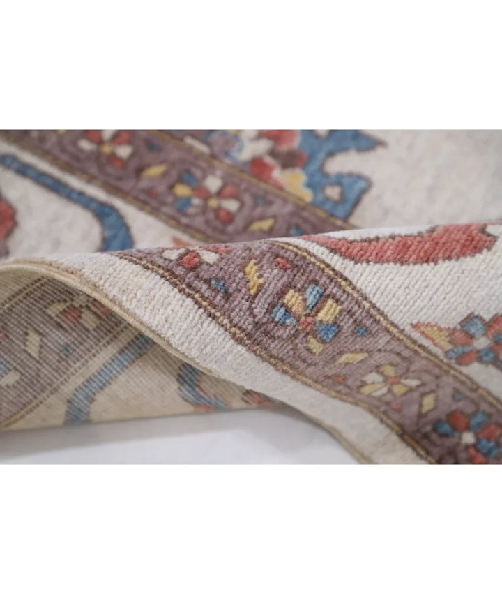 Ivory Pakistani Oriental Rug 7' 10" x 9' 11" Hand-Knotted | No. AT59364