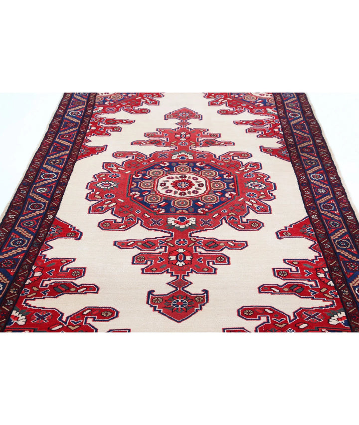 Persian Hamadan Oriental Rug 4' 9" x 8' 11" Hand-Knotted | No. AT60793