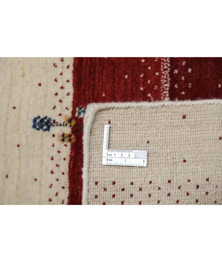 Ivory Indian Oriental Rug 4' 8" x 6' 7" Hand-Knotted | No. AT61594