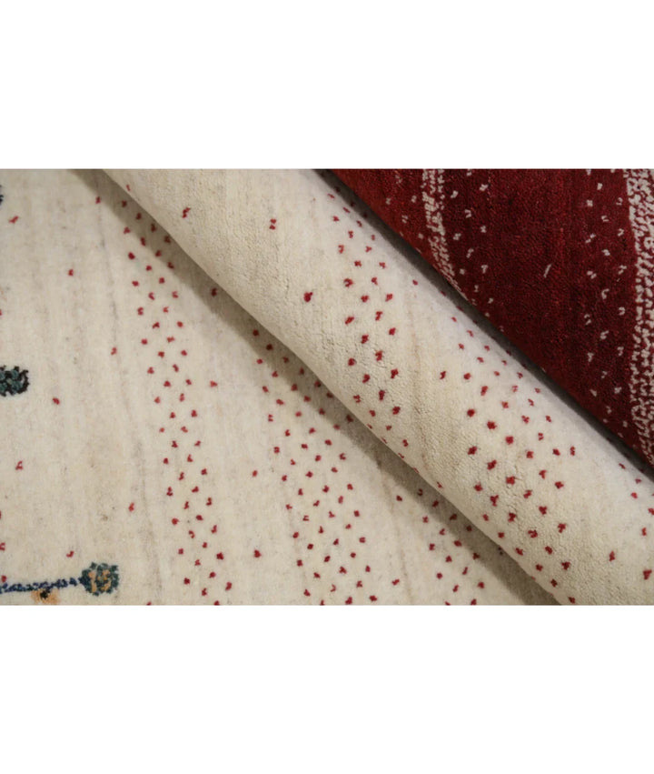 Ivory Indian Oriental Rug 4' 9" x 6' 6" Hand-Knotted | No. AT622639