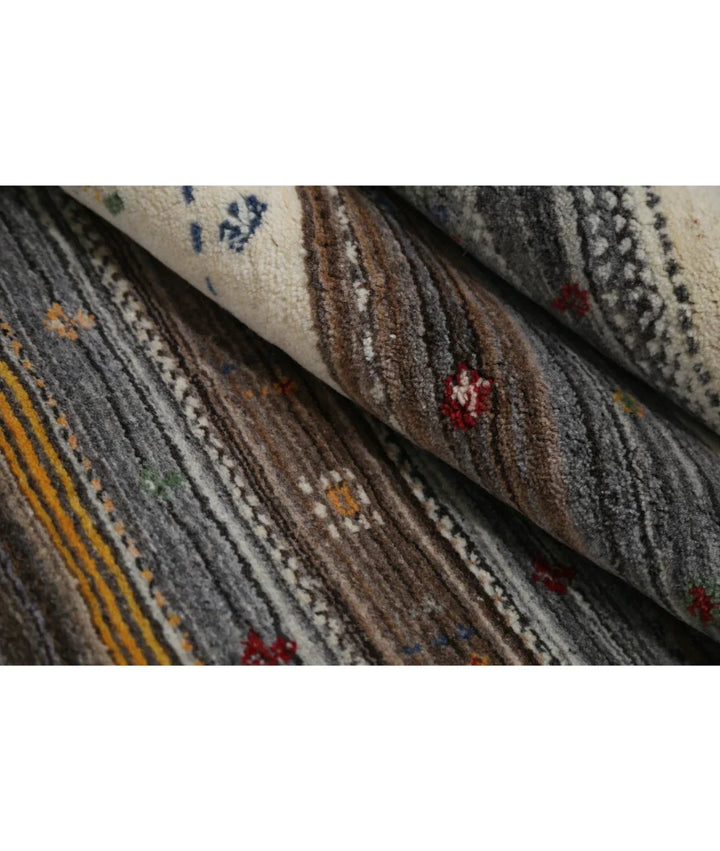 Ivory Indian Lori Rug 3' 11" x 5' 9" Hand-Knotted | No. AT62759