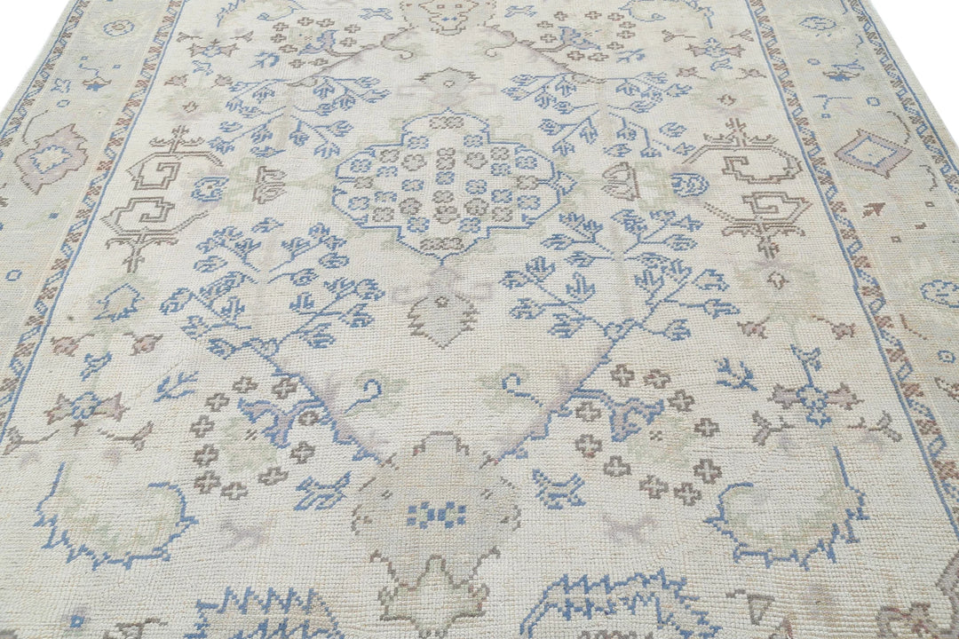 Turkish Oushak Rug 8' 1" x 11' 3" Hand-Knotted | No. AT63592