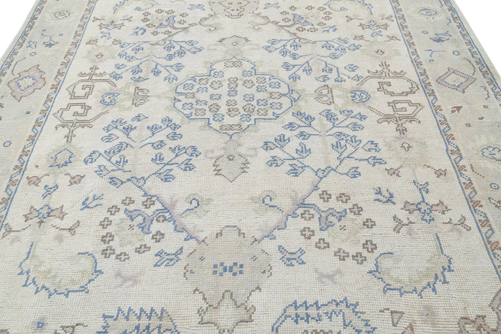 Turkish Oushak Rug 8' 1" x 11' 3" Hand-Knotted | No. AT63592