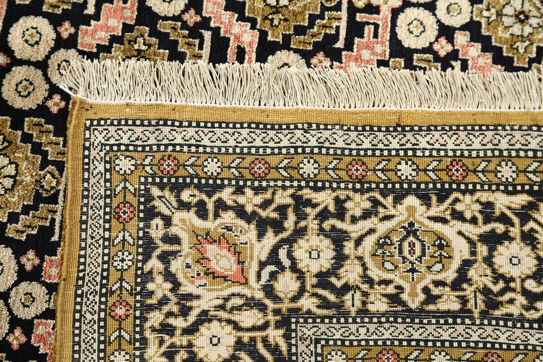 Persian Qum Silk Rug 4' 5" x 6' 10" Hand-Knotted | No. AT64231