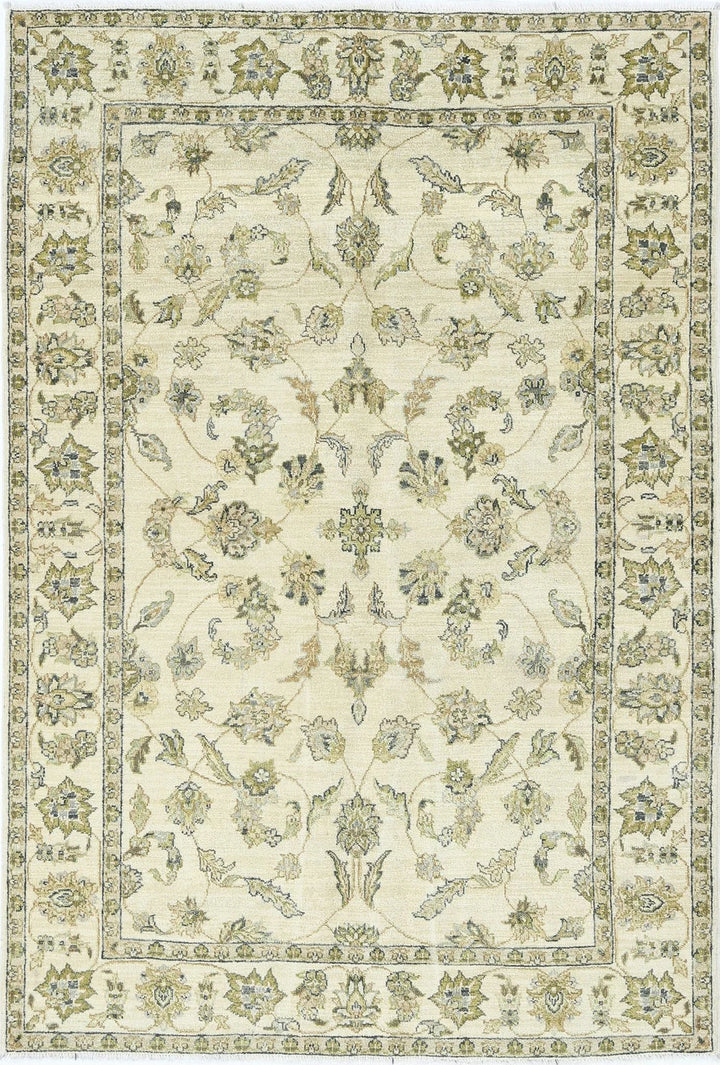 Indian Ziegler Rug 4' 5" x 6' 5" Hand-Knotted | No. AT64371