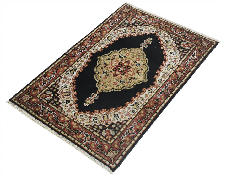 Indian Oriental Rug 1'11" x 2'10" Hand-Knotted | No. AT65253