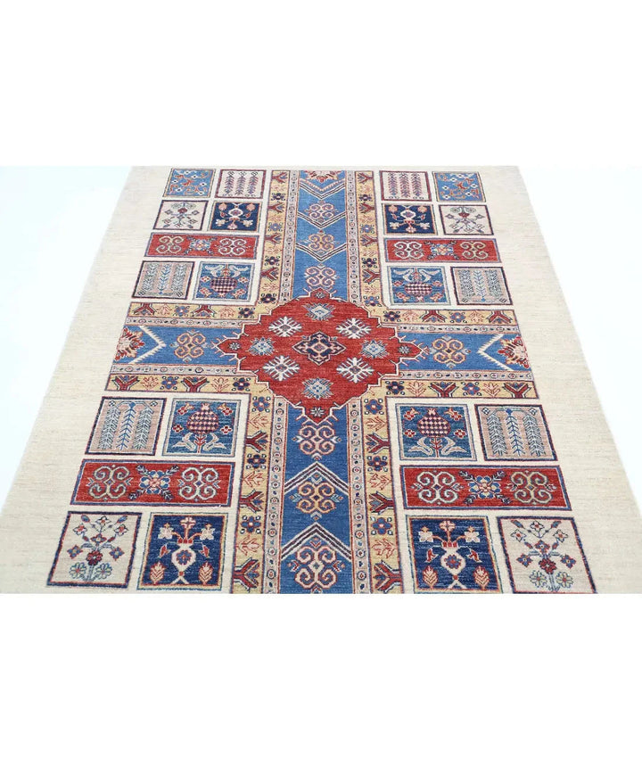 Afghan Bakhtiari Rug 4' 9" x 6' 6" Hand-Knotted | No. AT66175