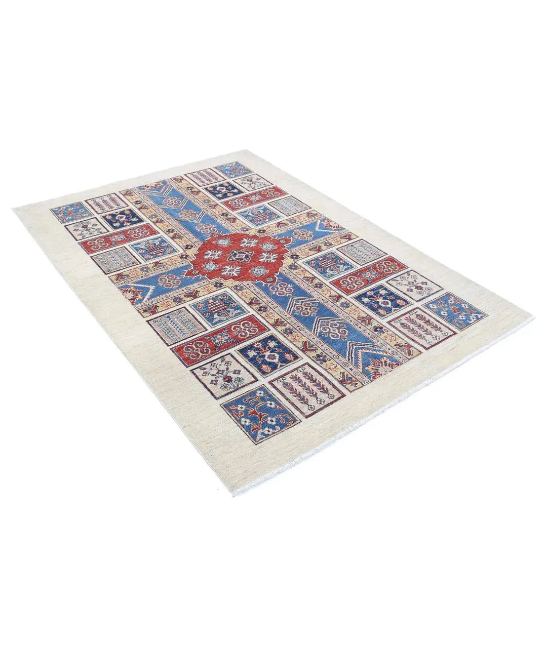 Afghan Bakhtiari Rug 4' 9" x 6' 6" Hand-Knotted | No. AT66175