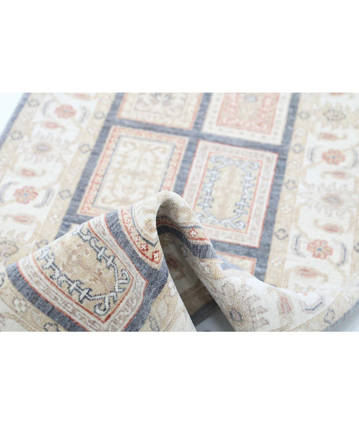 Afghan Bakhtiari Rug 2' 7" x 8' 1" Hand-Knotted | No. AT66814