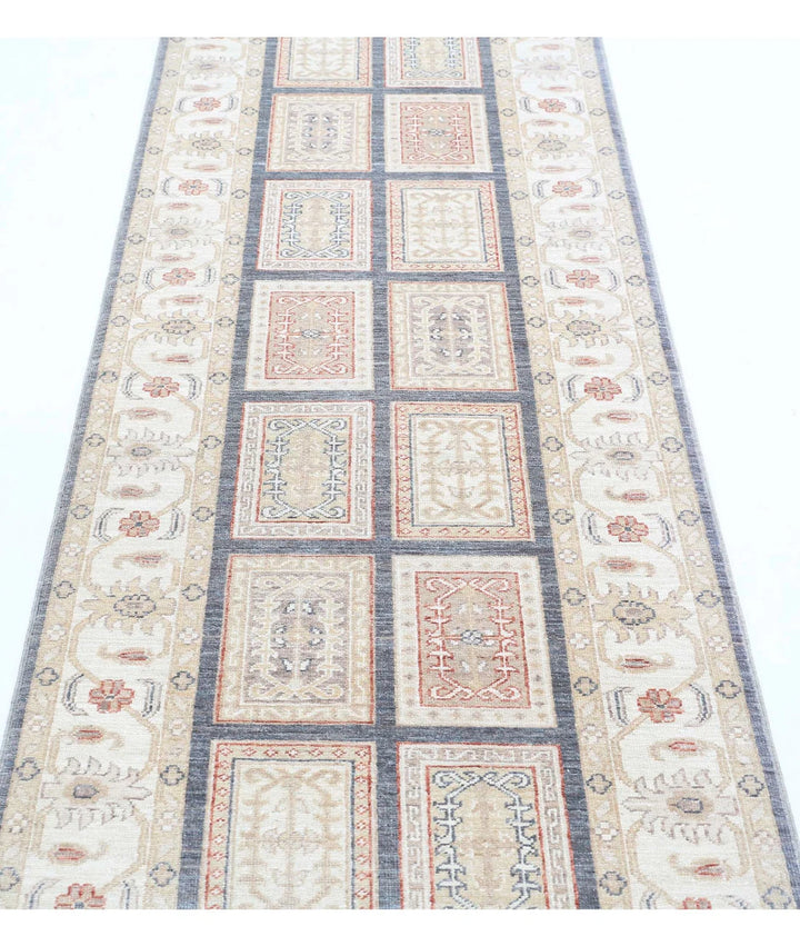 Afghan Bakhtiari Rug 2' 7" x 8' 1" Hand-Knotted | No. AT66814