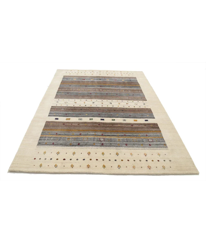 Ivory Indian Oriental Rug 5' 7" x 7' 10" Hand-Knotted | No. AT69042