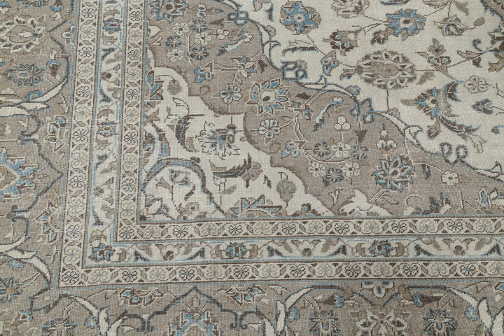 Persian Kashan Rug 9' 7" x 13' 1" Hand-Knotted | No. AT69108