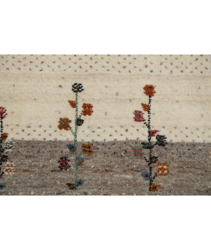 Ivory Indian Lori Rug 4' 7" x 6' 5" Hand-Knotted | No. AT69543