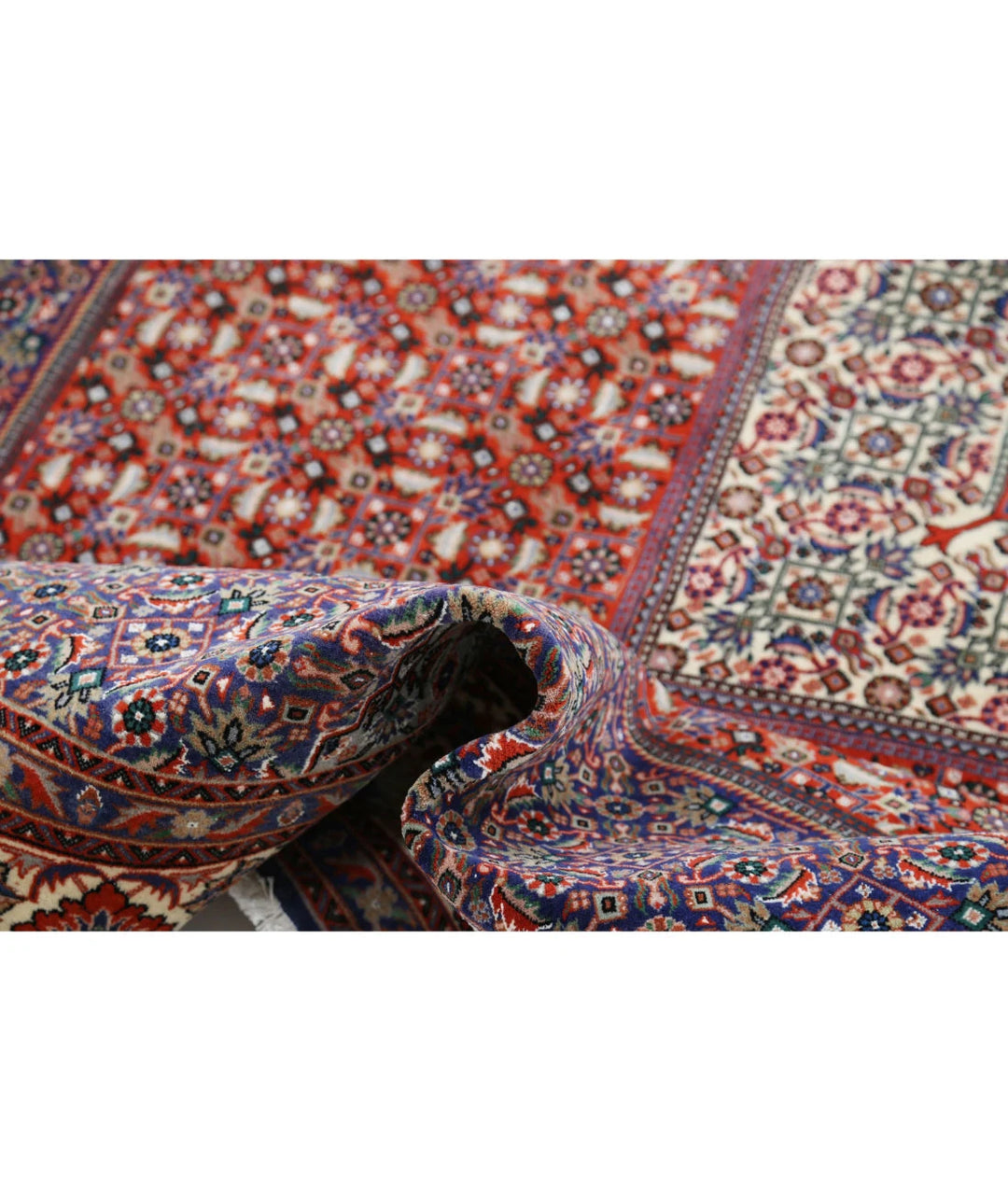 Persian Bijar Rug 6' 7" x 9' 9" Hand-Knotted | No. AT69799