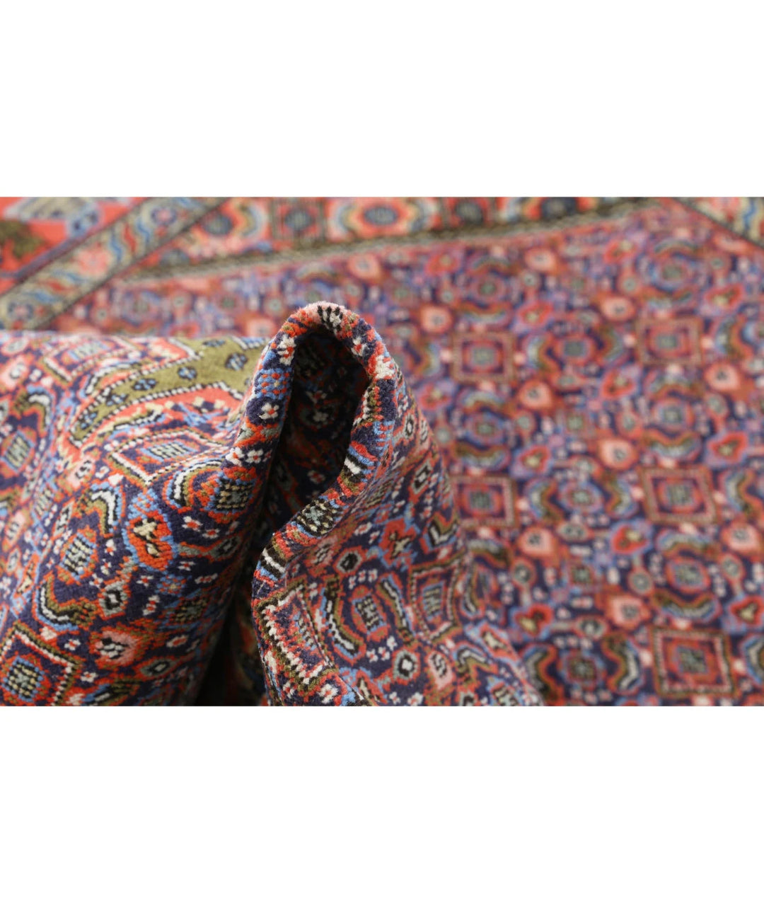 Persian Moud Rug 3' 9" x 5' 1" Hand-Knotted | No. AT70075