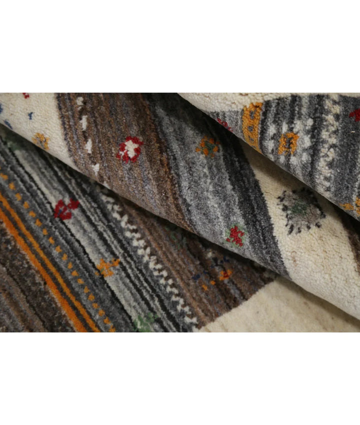 Ivory Indian Oriental Rug 3' 0" x 5' 3" Hand-Knotted | No. AT71369