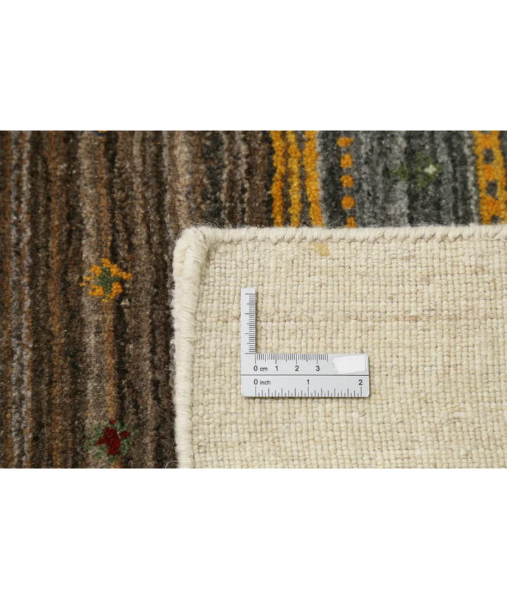 Ivory Indian Lori Rug 5'6" x 7'10" Hand-Knotted | No. AT72674