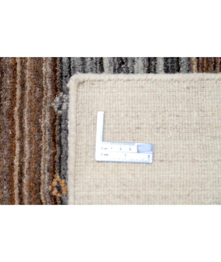 Ivory Indian Oriental Rug 5' 7" x 7' 10" Hand-Knotted | No. AT72932