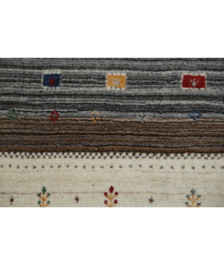 Ivory Indian Oriental Rug 5' 7" x 7' 10" Hand-Knotted | No. AT72932