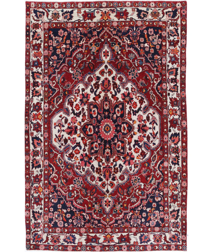 Persian Bakhtiari Rug 5' 3" x 8' 1" Hand-Knotted | No. AT73060