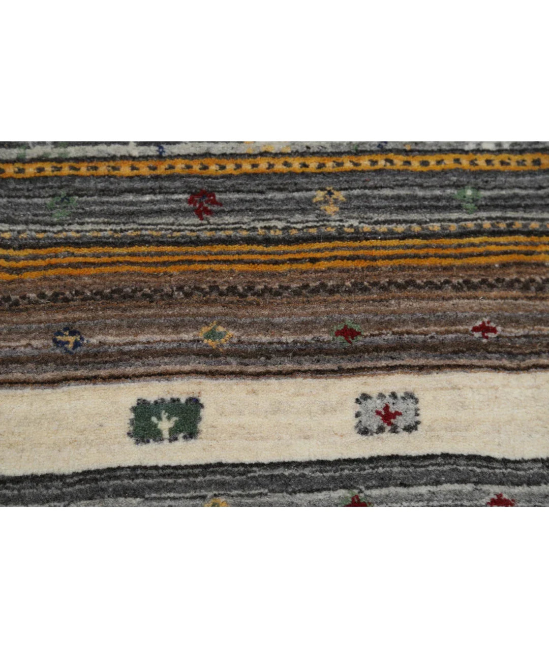 Ivory Indian Oriental Rug 3' 10" x 5' 10" Hand-Knotted | No. AT732702