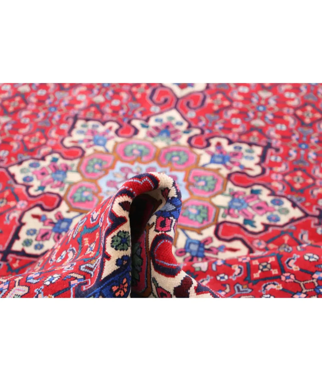 Persian Bijar Rug 6' 5" x 9' 9" Hand-Knotted | No. AT73463