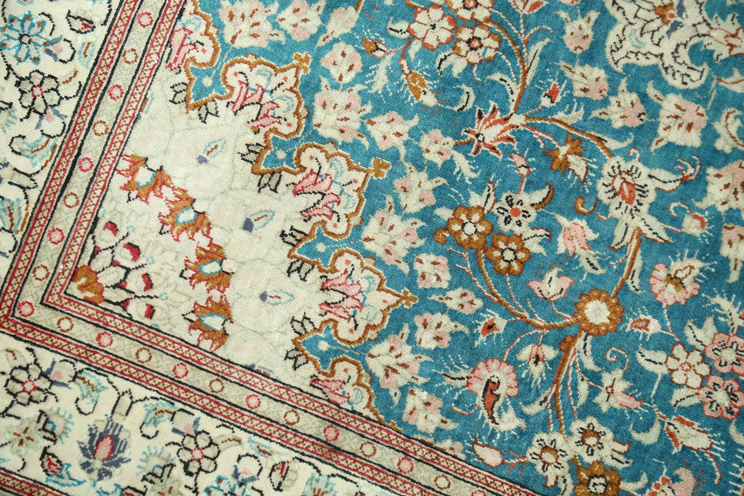 Persian Qum Rug 2' 7" x 3' 10" Hand-Knotted | No. AT73861