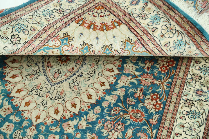 Persian Qum Rug 2' 7" x 3' 10" Hand-Knotted | No. AT73861
