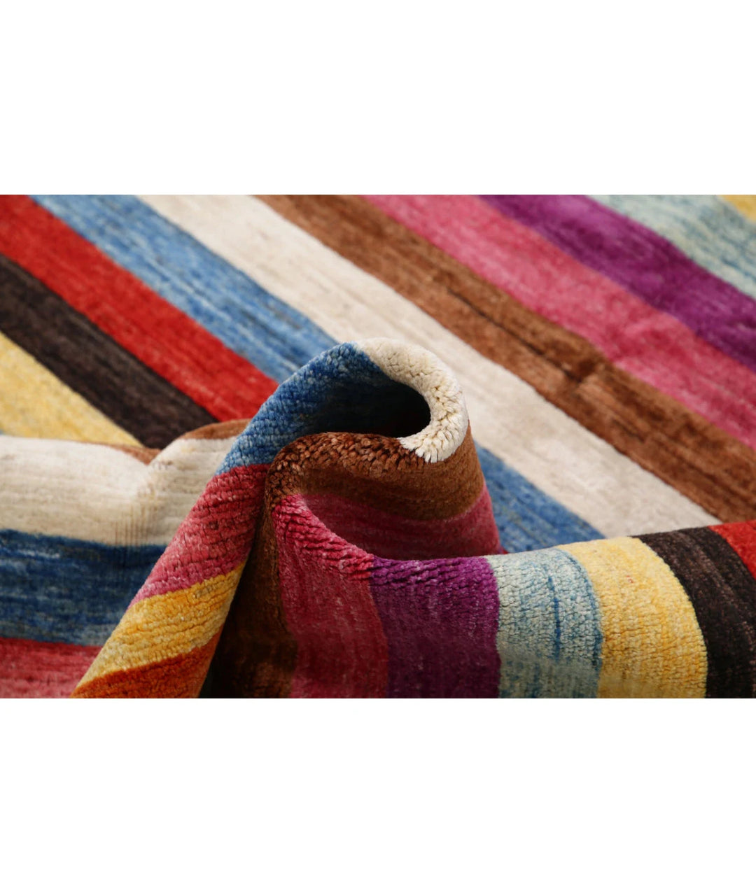 Beige Afghan Oriental Rug 5' 1" x 7' 3" Hand-Knotted close-up