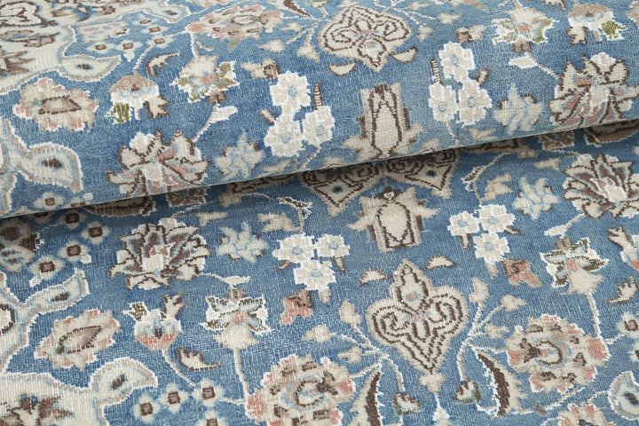 Persian Nain Vintage Rug 2' 11" x 4' 6" Hand-Knotted | No. AT74290