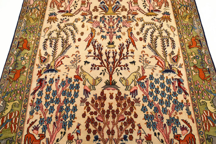 Ivory Oriental Qum Rug 4' 6" x 6' 8" Hand-Knotted | No. AT74534