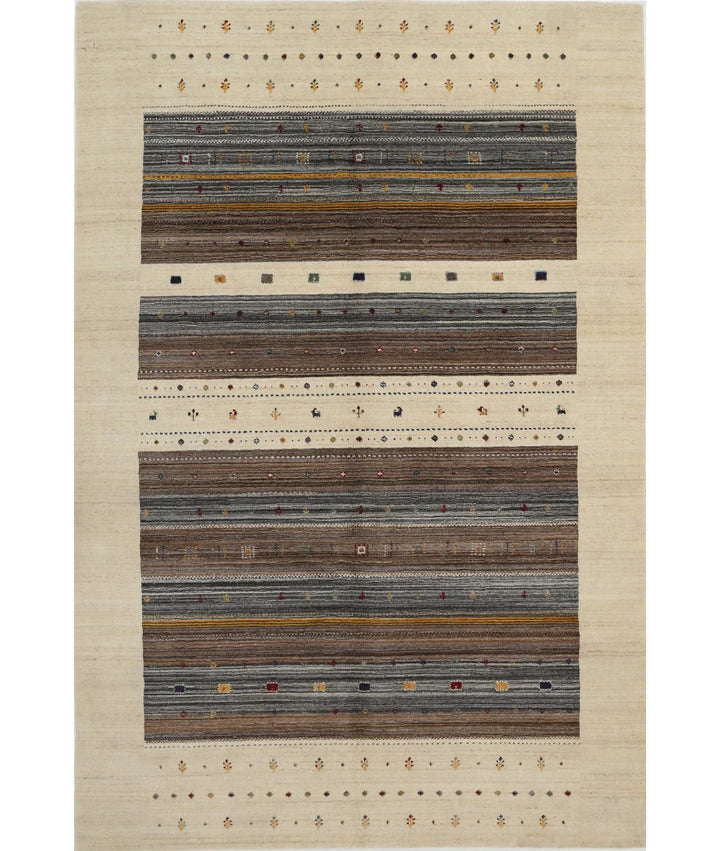Ivory Indian Oriental Rug 6' 8" x 9' 10" Hand-Knotted | No. AT75422