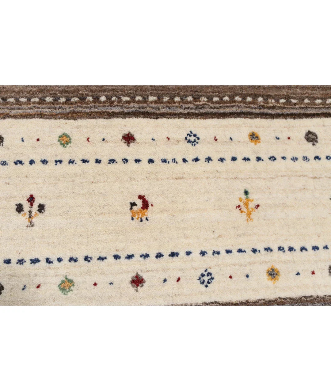 Ivory Indian Oriental Rug 6' 8" x 9' 10" Hand-Knotted | No. AT75422