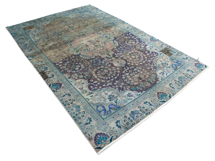 Persian Tabriz Rug 6' 0" x 8' 11" Hand-Knotted | No. AT75570