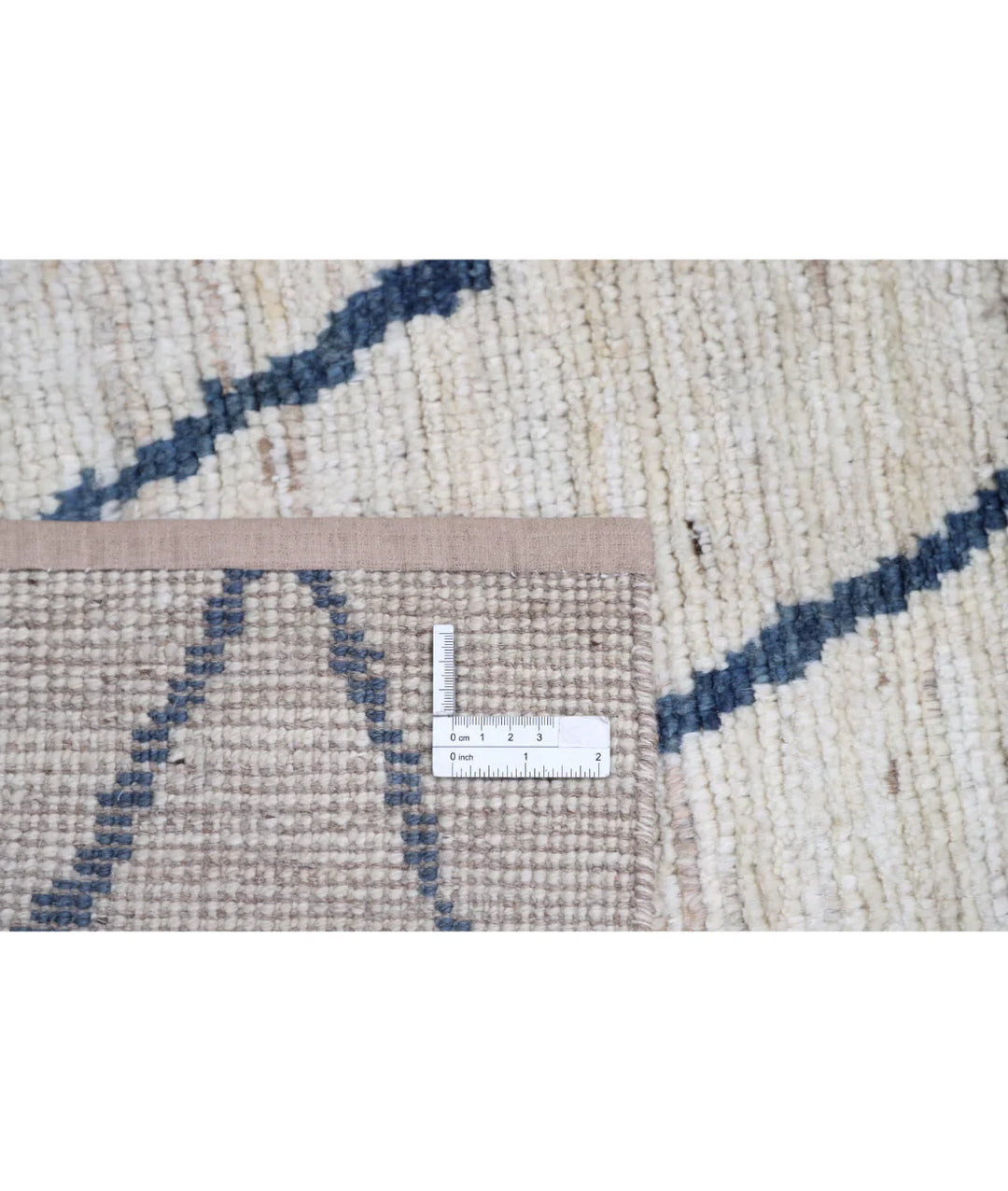 Ivory Moroccan Oriental Rug 3' 10" x 6' 0" Hand-Knotted | No. AT76224