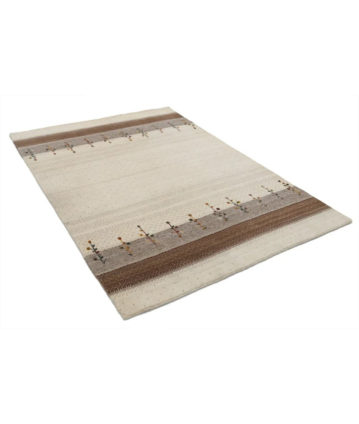 Ivory Indian Oriental Rug 5' 1" x 7' 4" Hand-Knotted | No. AT76571